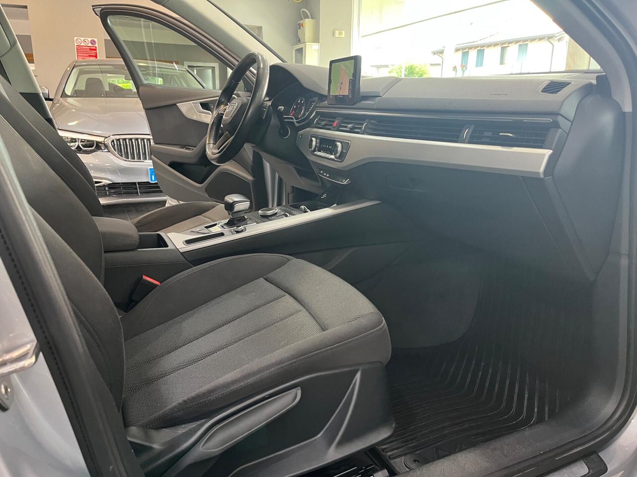 Audi A4 Avant 2.0 tdi Business 150cv s-tronic