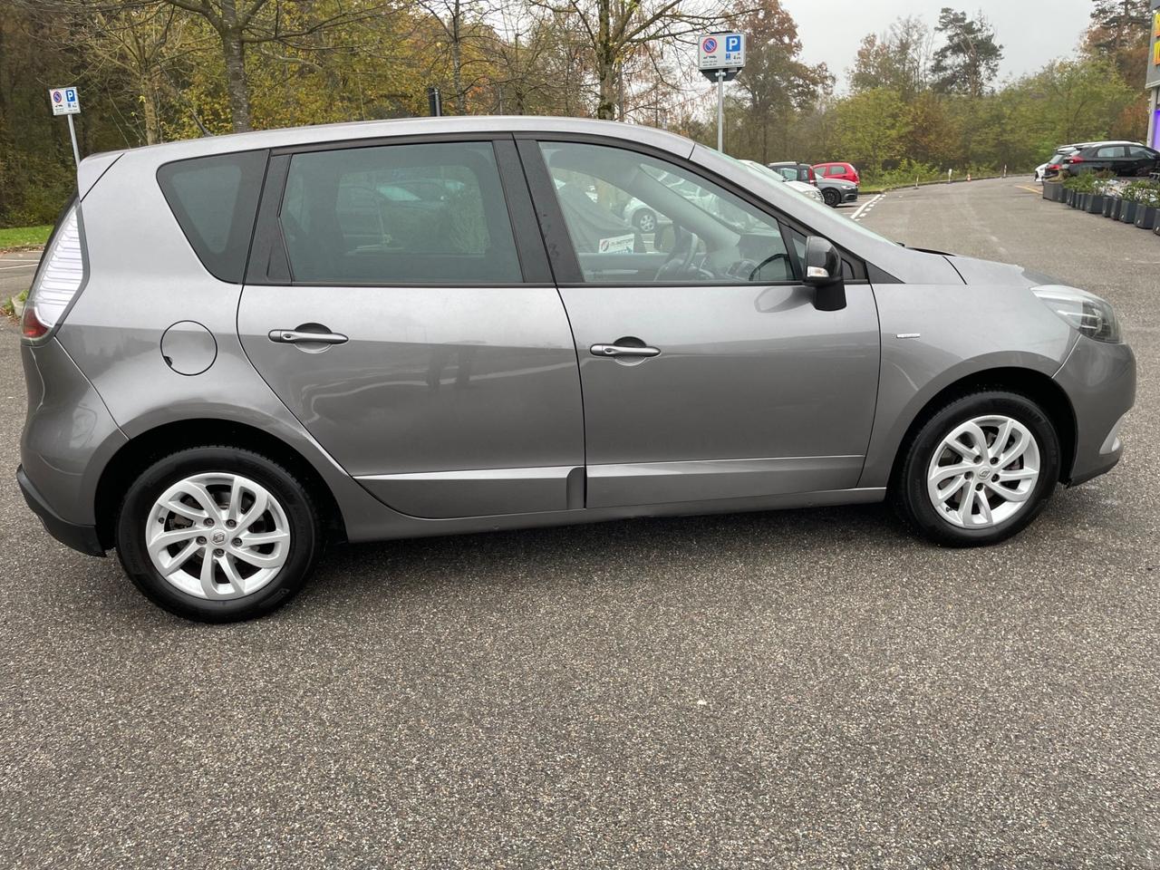 Renault Scenic Scénic XMod 1.5 dCi 110CV Bose *AUTOMATICO *
