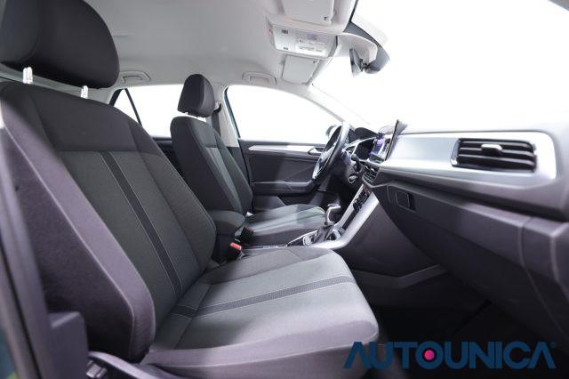 VOLKSWAGEN T-Roc 1.5 TSI ACT DSG LIFE FARI LED