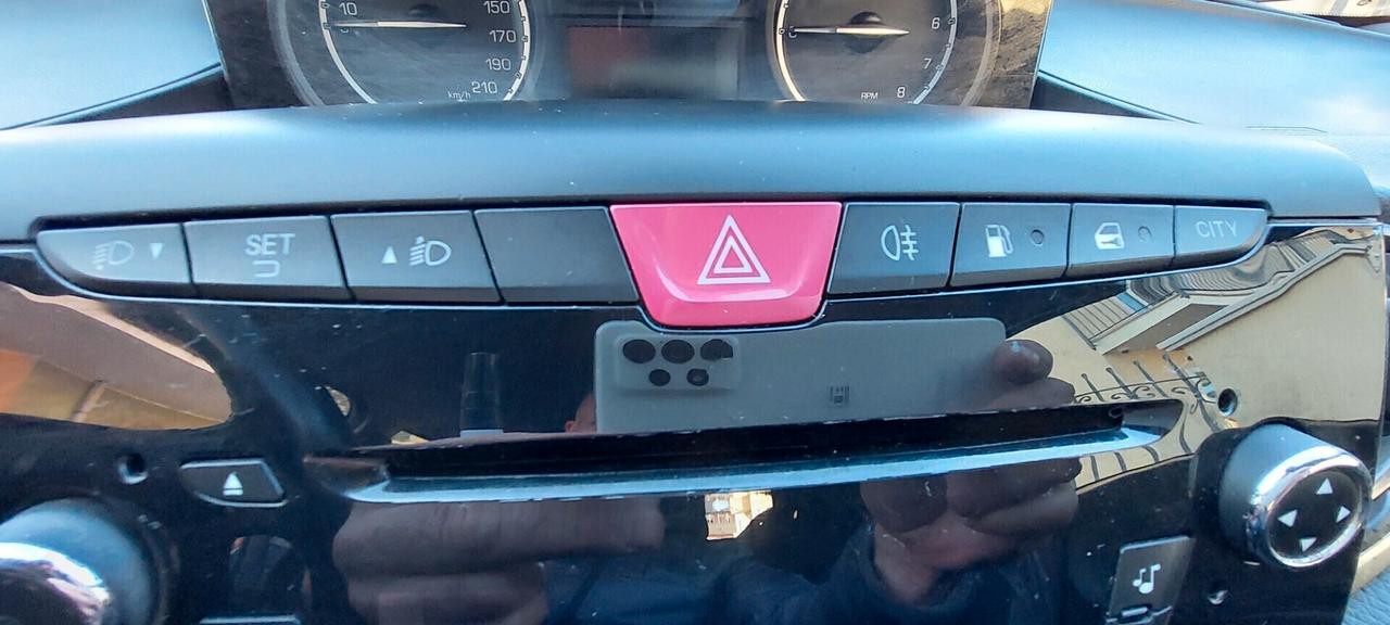 YPSILON 900 METANO ECOCHIC SCADENZA METANO NEL 2029 X NEOPATENTATI OK DISTRIBUZIONE