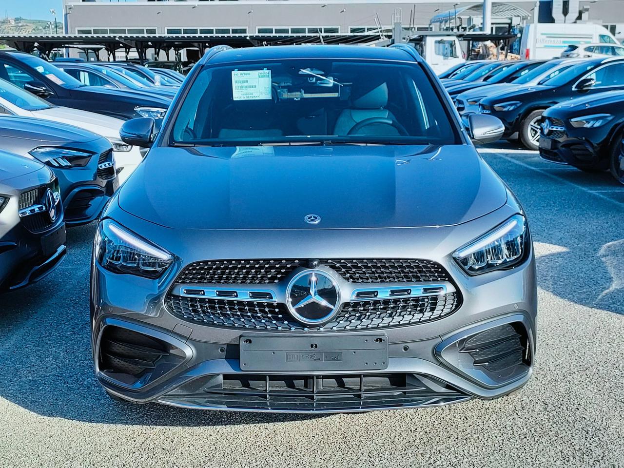 Mercedes-Benz GLA 180 d Automatic