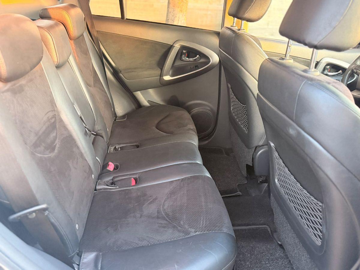 TOYOTA - RAV4 - 2.2 D-4D 150CV 4WD Exclusive
