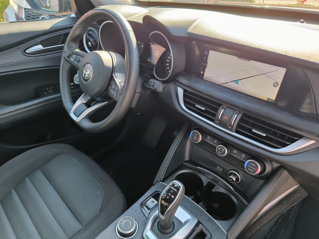 Alfa Romeo Stelvio 2.2 Turbodiesel 160 CV AT8 RWD Business