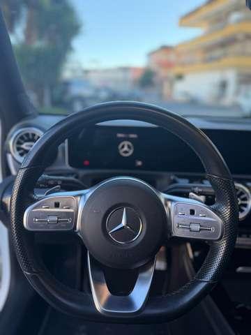 Mercedes-Benz A 180 D 1.5 116 CV AUTO PREMIUM EDITION