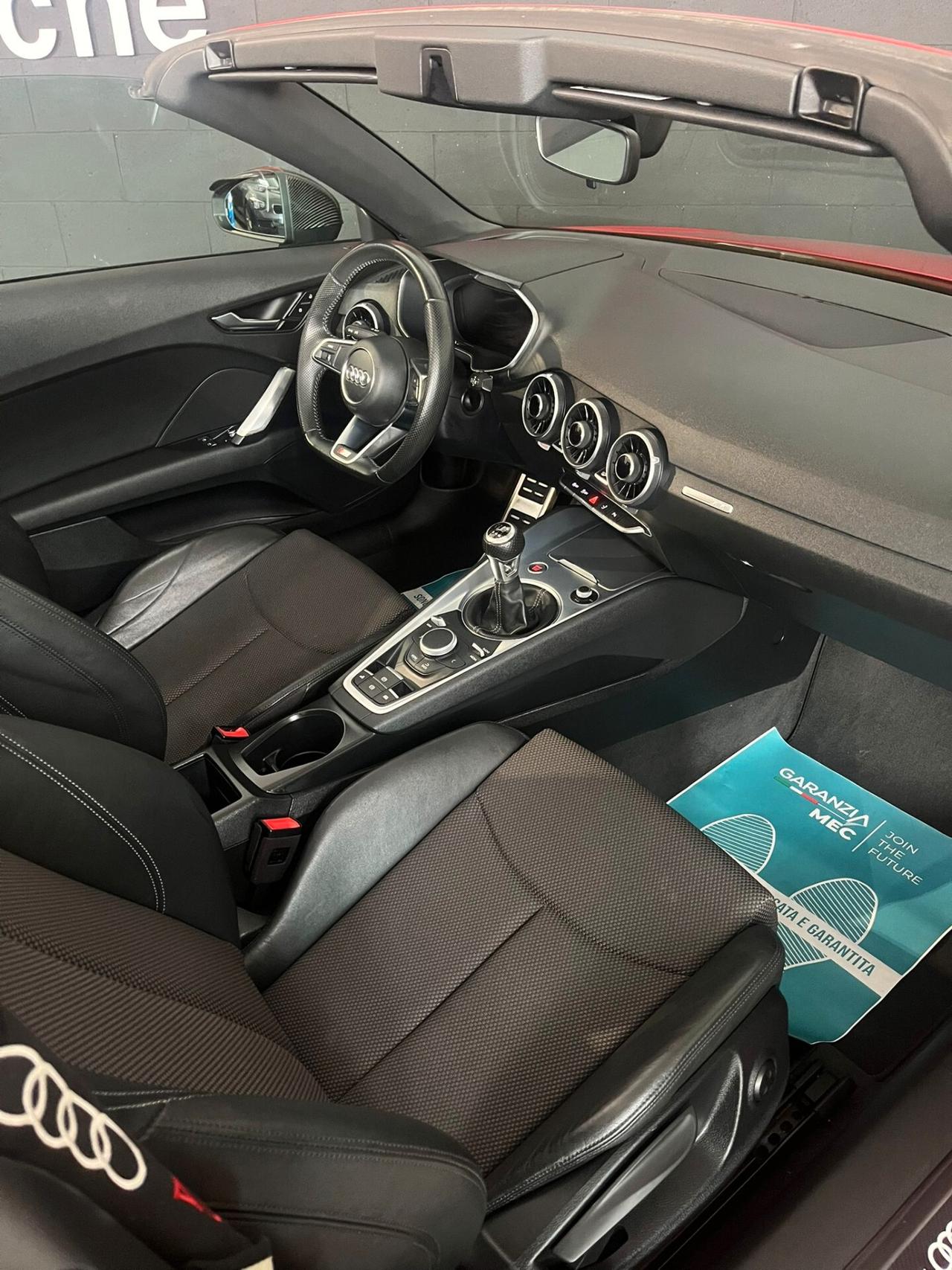 Audi TT Roadster 1.8 TFSI S line Cabrio