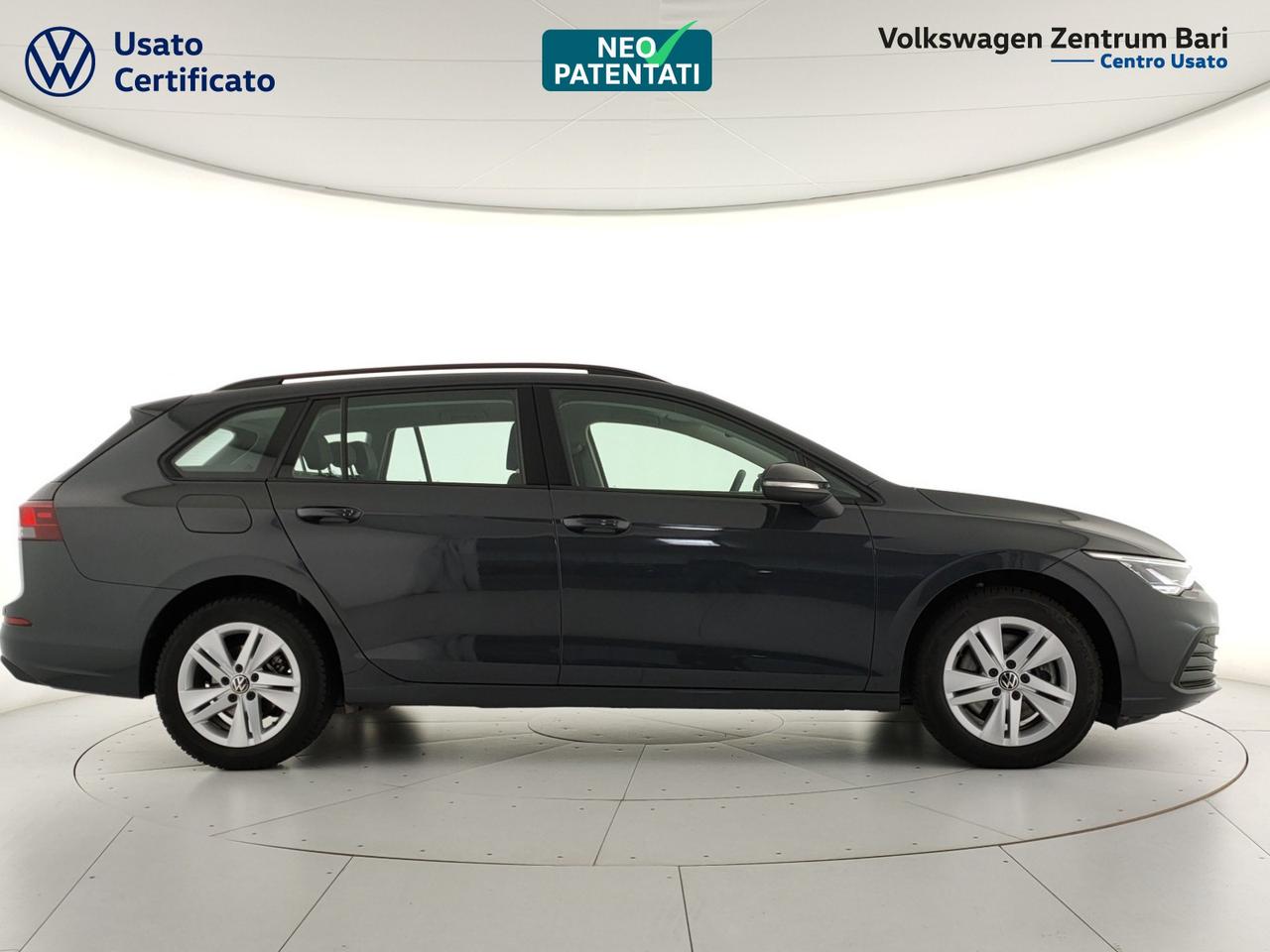 Volkswagen Golf variant 2.0 tdi life 115cv