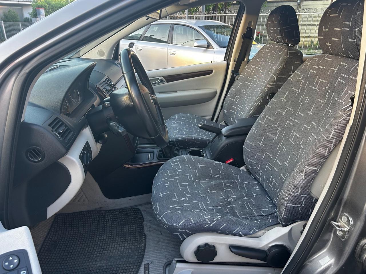 Mercedes-benz A 160 BlueEFFICIENCY Special Edition