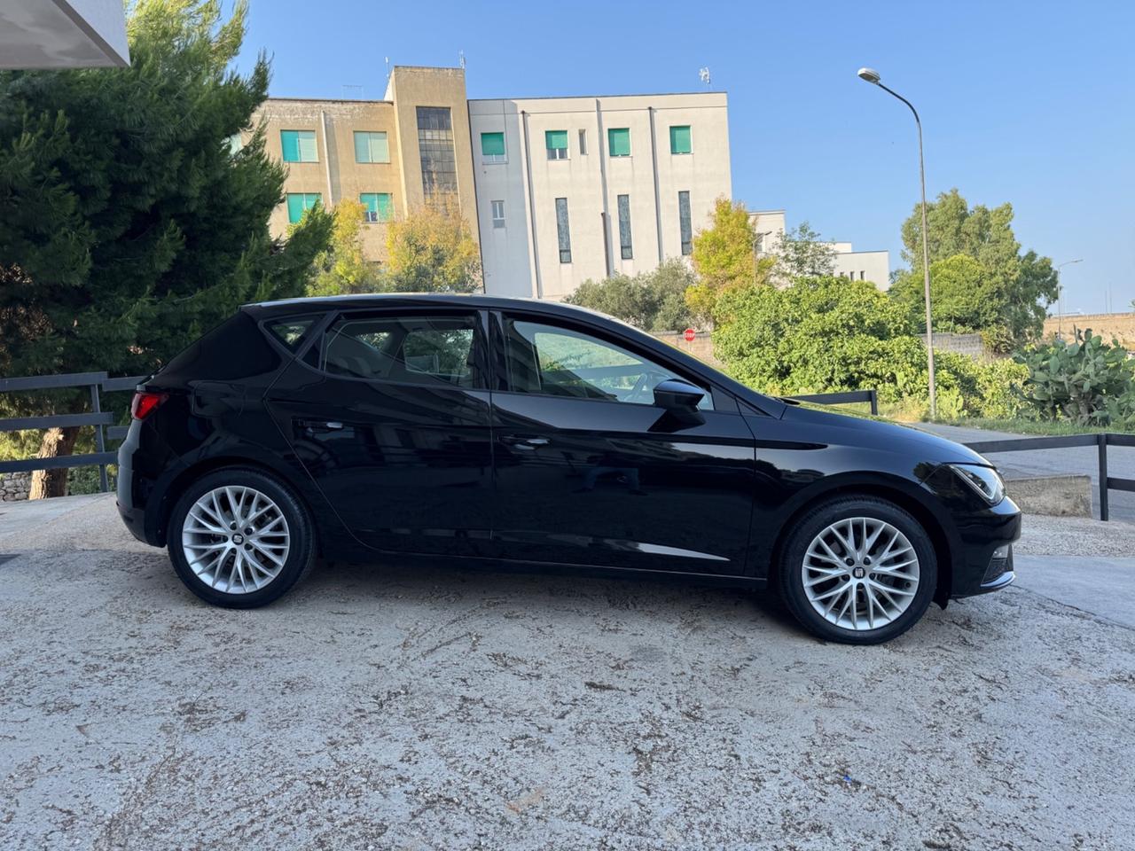 Seat Leon 1.6 TDI - SOLO 59.000 KM - 2020