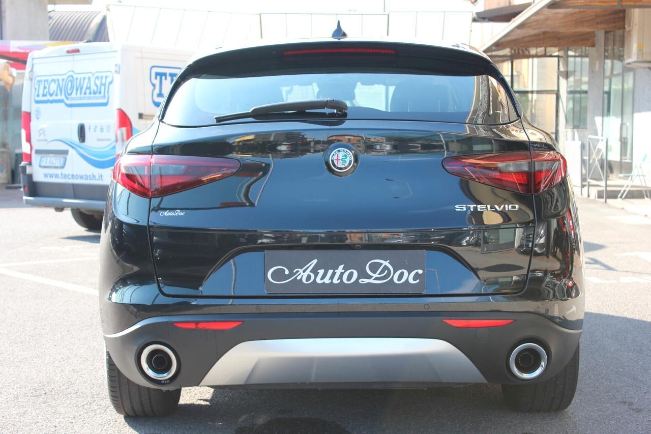 Alfa Romeo Stelvio 2.2 T 180 CV AT8 RWD BUSINESS UNICO PROPRIETARIO SOLI 47.438 KM