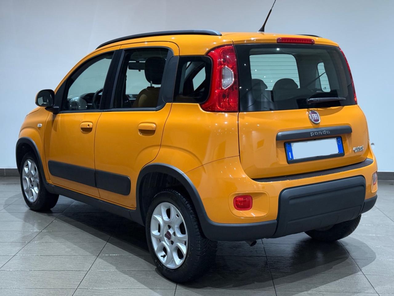 Fiat Panda 0.9 Trekking TwinAir Turbo Metano/Benzina Per Neopatentati