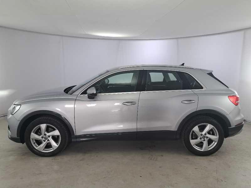 AUDI Q3 35 TDI S tronic Business Advanced