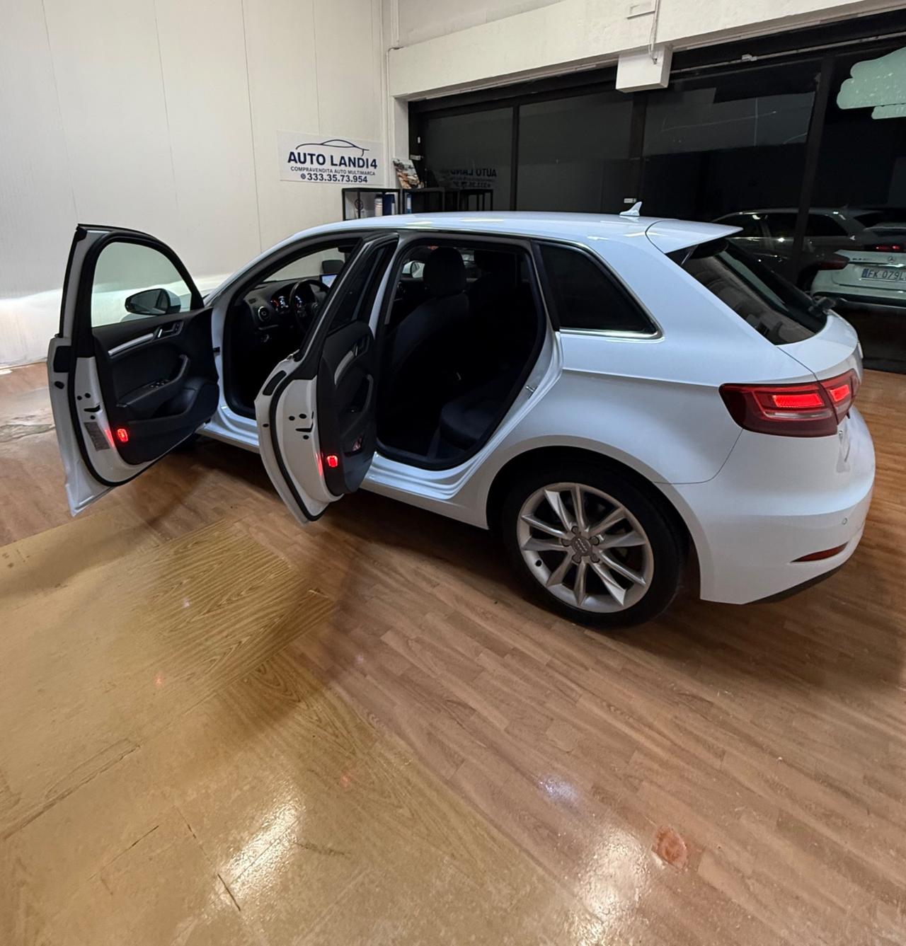 Audi A3 SPB 1.6 TDI S tronic Business