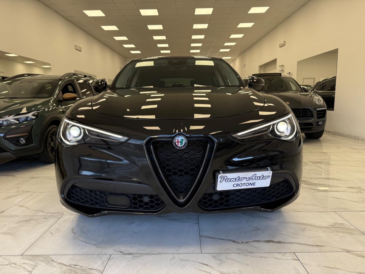Alfa Romeo Stelvio 2.2 Turbodiesel 160 CV AT8 RWD Business