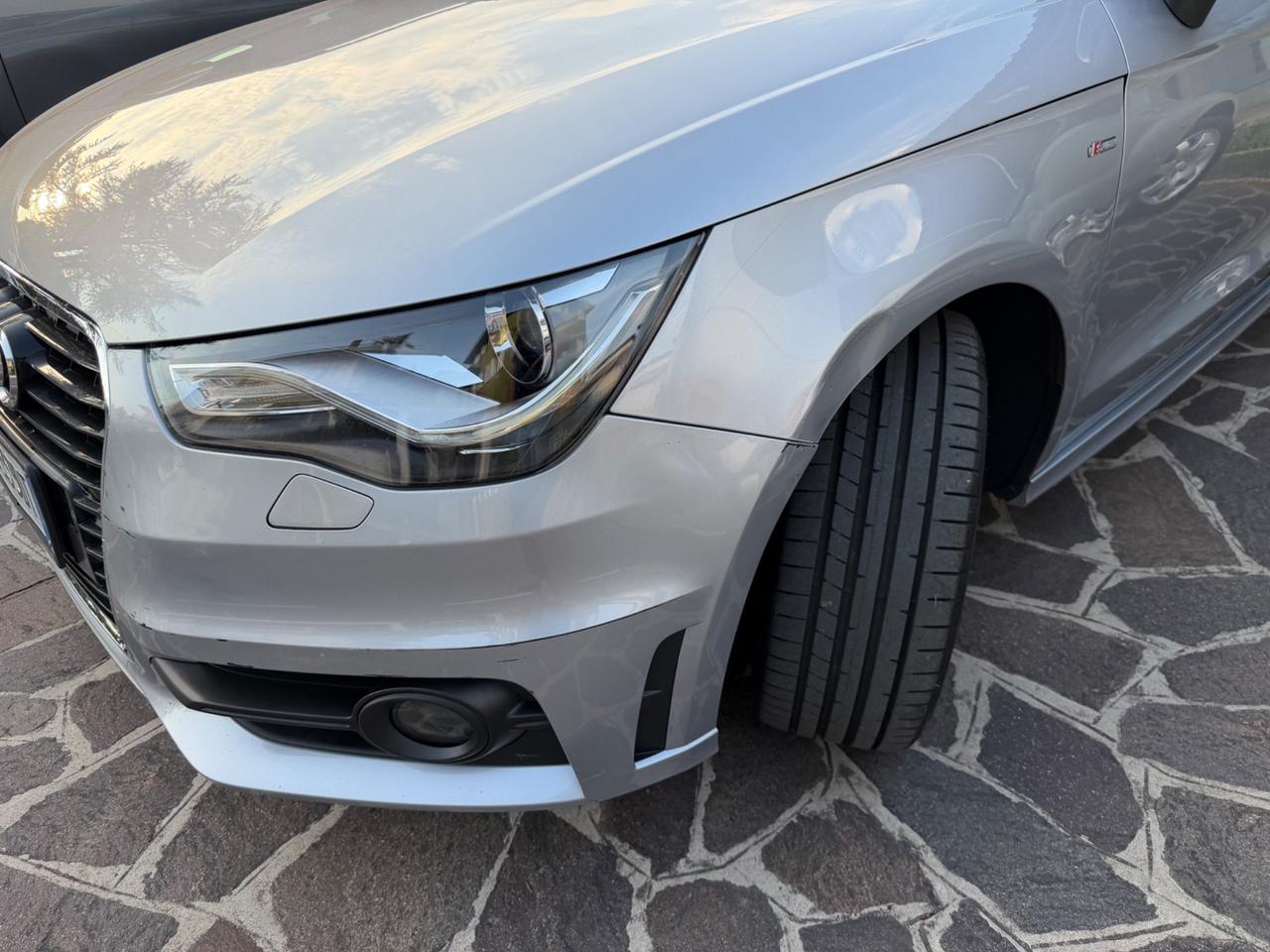 Audi A1 1.2 TFSI S line edition plus