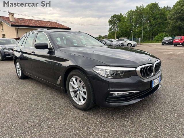 BMW 530 530d Touring xdrive Business PELLE 265cv - FR877SY