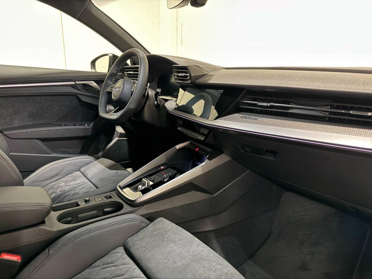 AUDI RS3 SPORTBACK 2.5 TFSI QUATTRO S-TRONIC