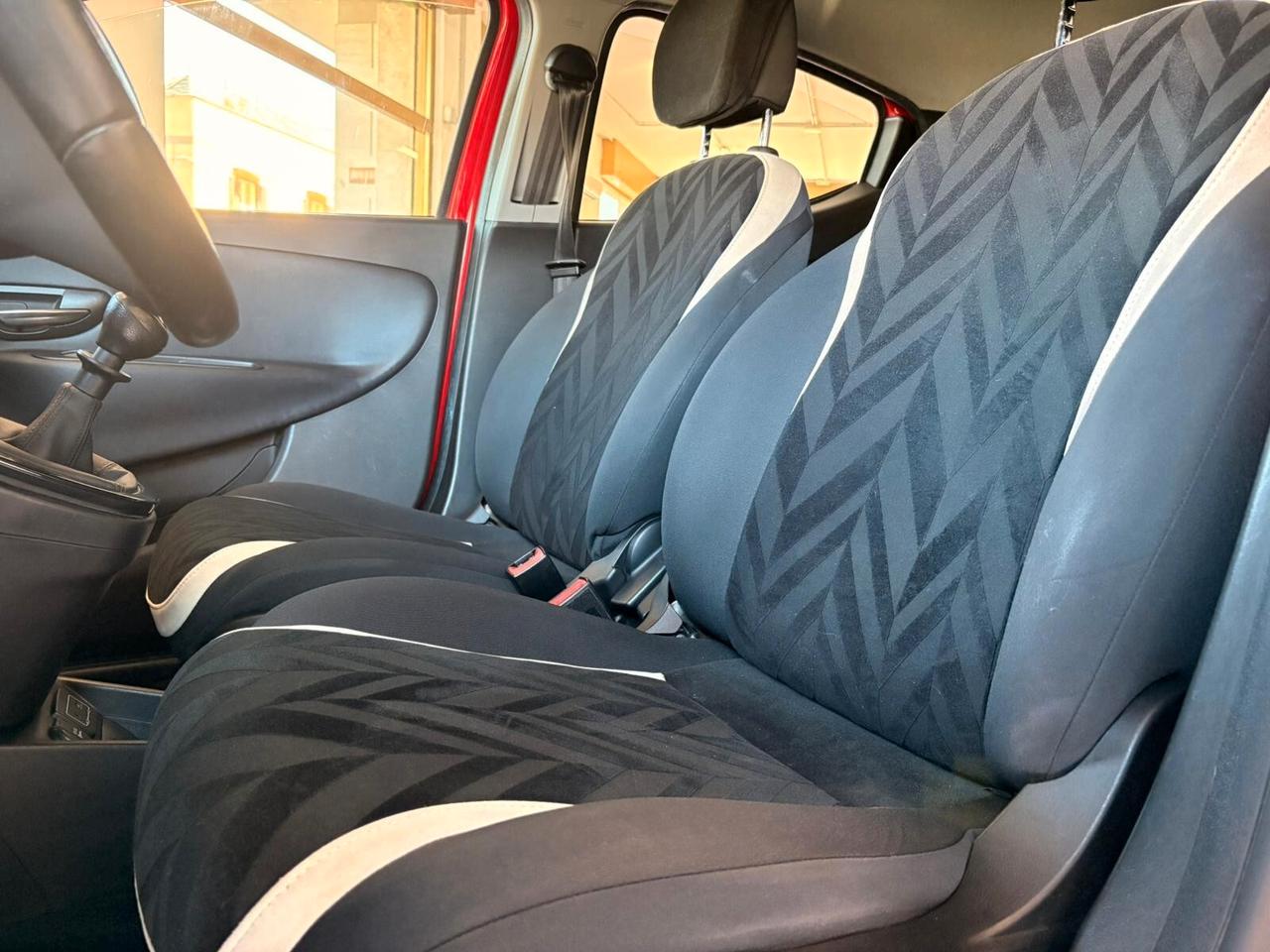 Lancia Ypsilon 1.2 69 CV 5 porte GPL Ecochic Gold