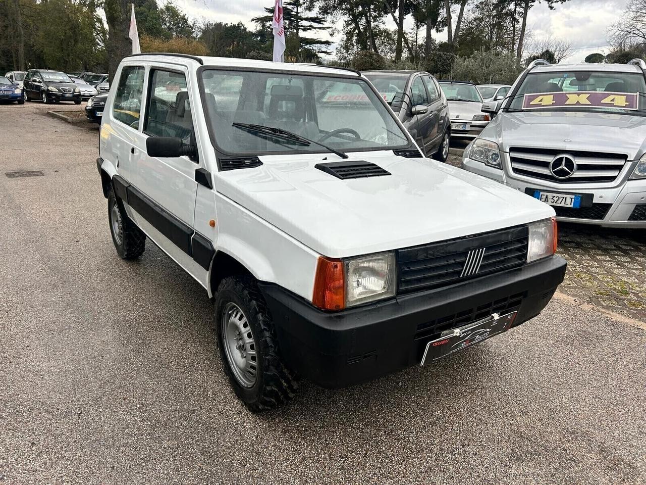 FIAT PANDA 4X4 Benzina 1000 con km 210.524 GANCIO TRAINO