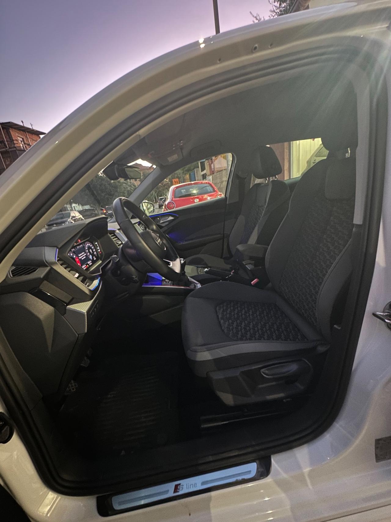 Audi A1 SPB 30 TFSI Identity Black
