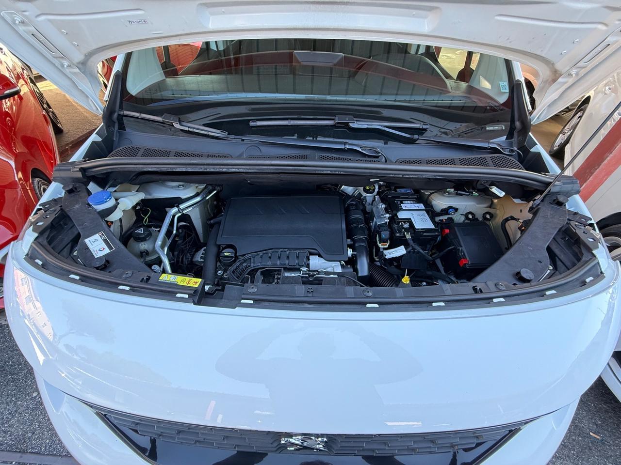 Peugeot Rifter 130- GT Line -automatica -unipro-rate