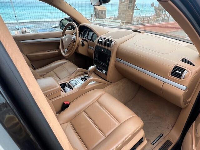 Porsche Cayenne 4.8 S