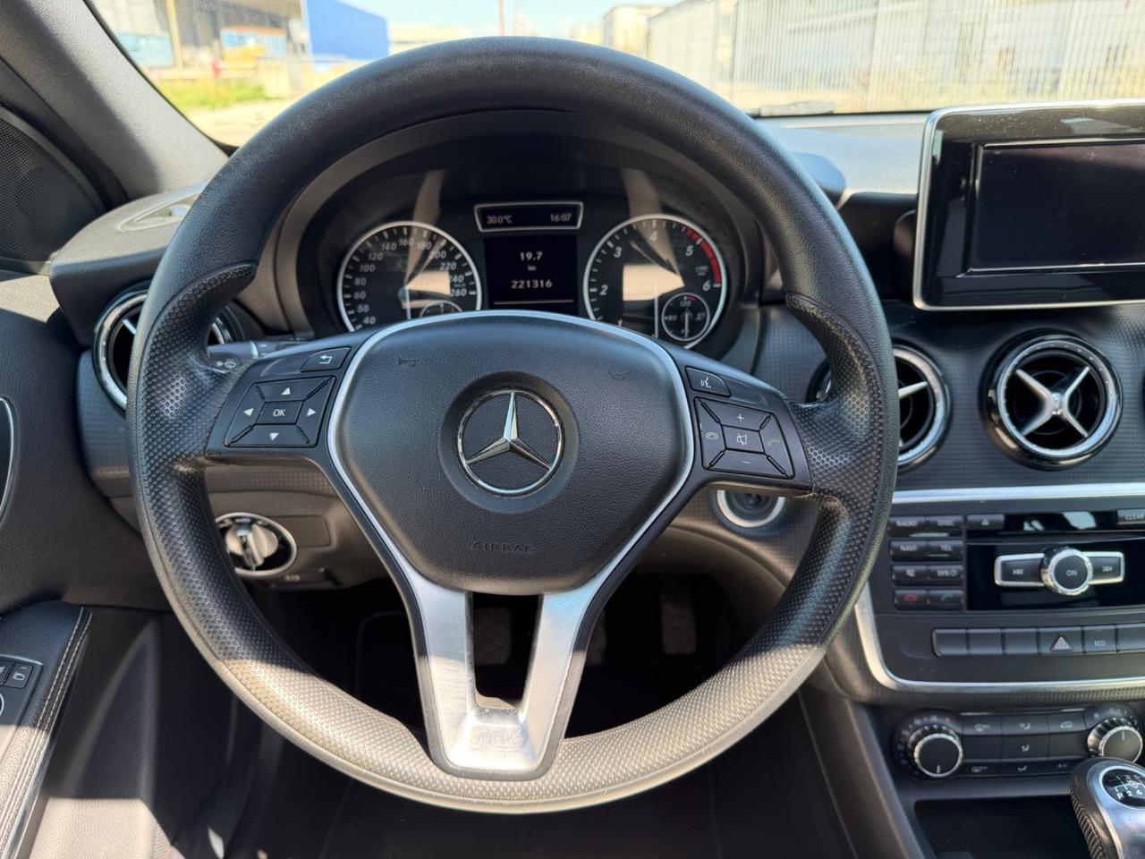 Mercedes-benz A 180 CDI Premium 12M GARANZIA