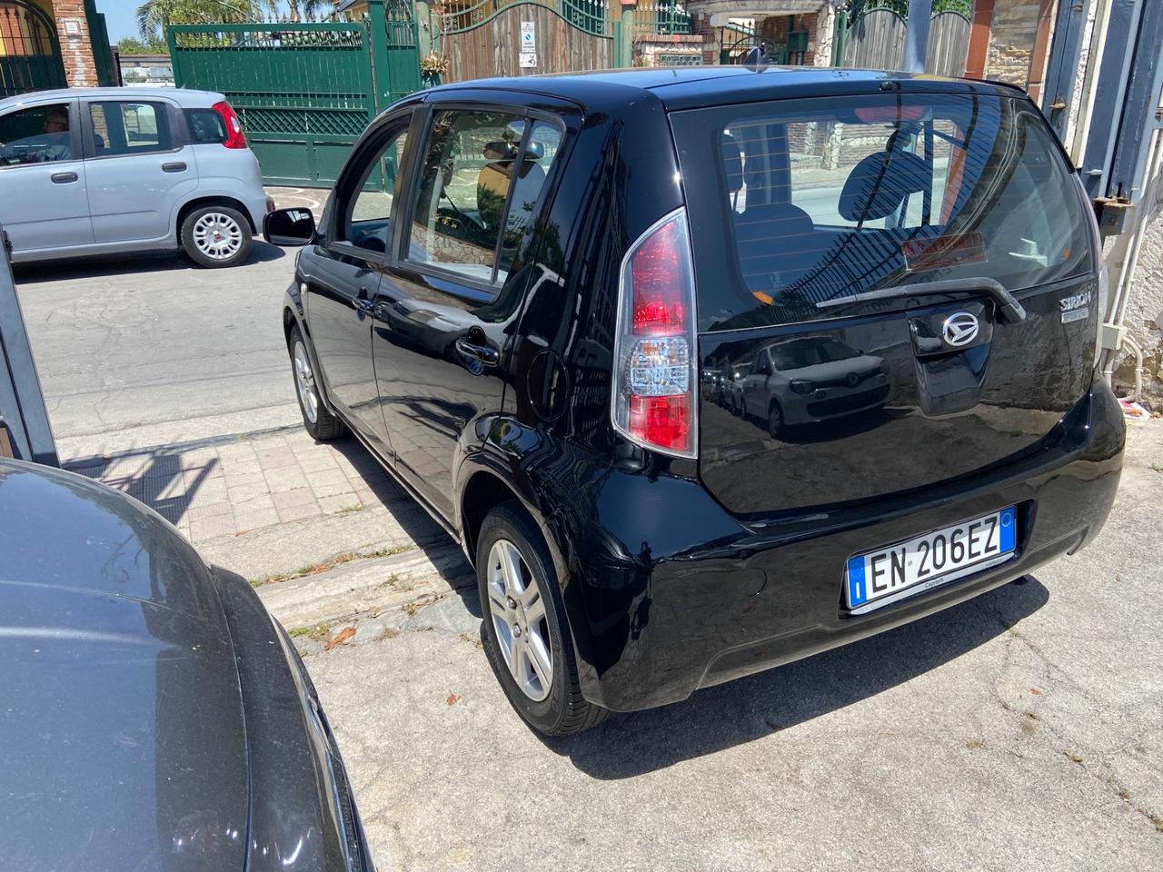 Daihatsu Sirion 1.0 B Easy - Five
