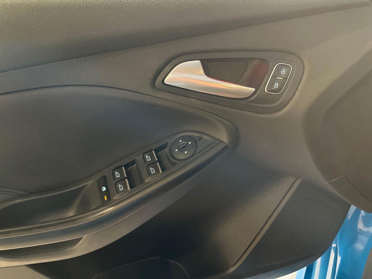 FORD Focus IV 2015 - Focus 5p 2.3 RS awd 350cv