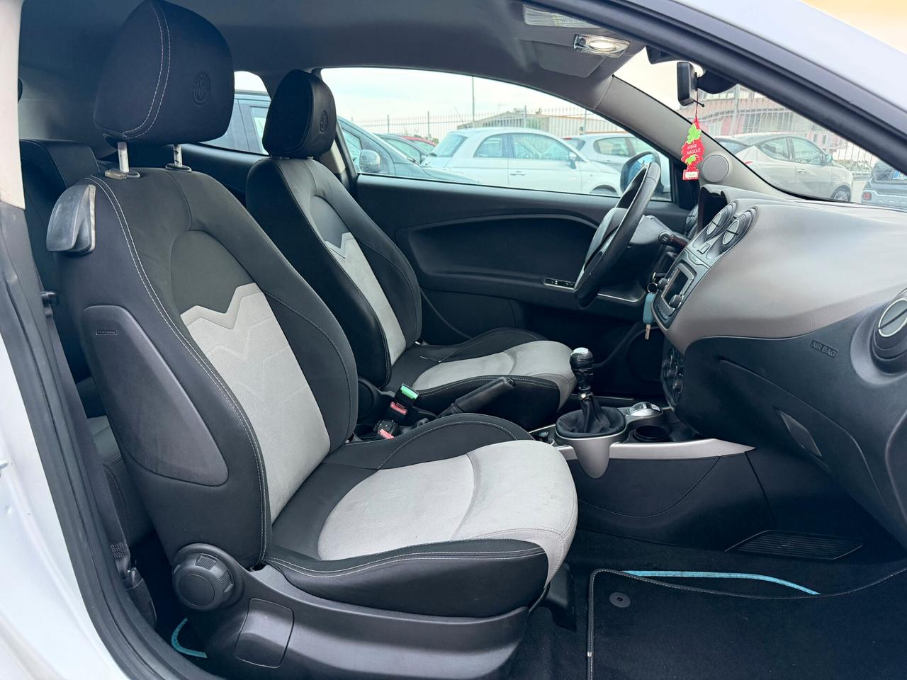 Alfa Romeo MiTo 1.3 JTDm 85 CV S&S Distinctive