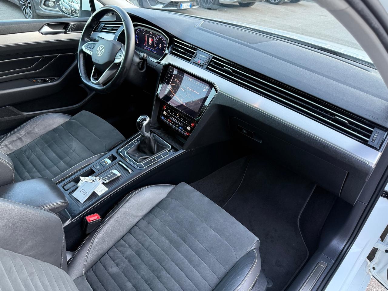 Volkswagen Passat Variant 2.0 150 CV TDI SCR EVO Executive