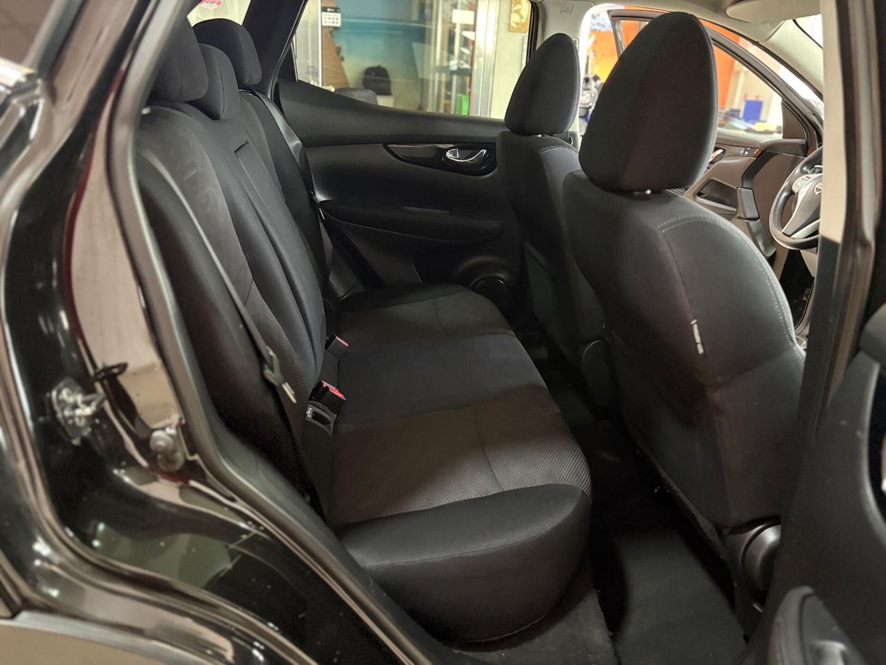 Nissan Qashqai 1.5 110CV dCi Tekna tetto navi permute finanziamenti