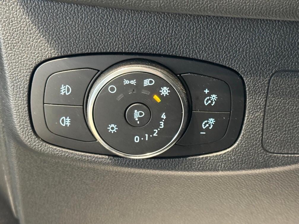 Ford Focus 1.0 ecoboost h ST-Line Design 125cv powershift Neo