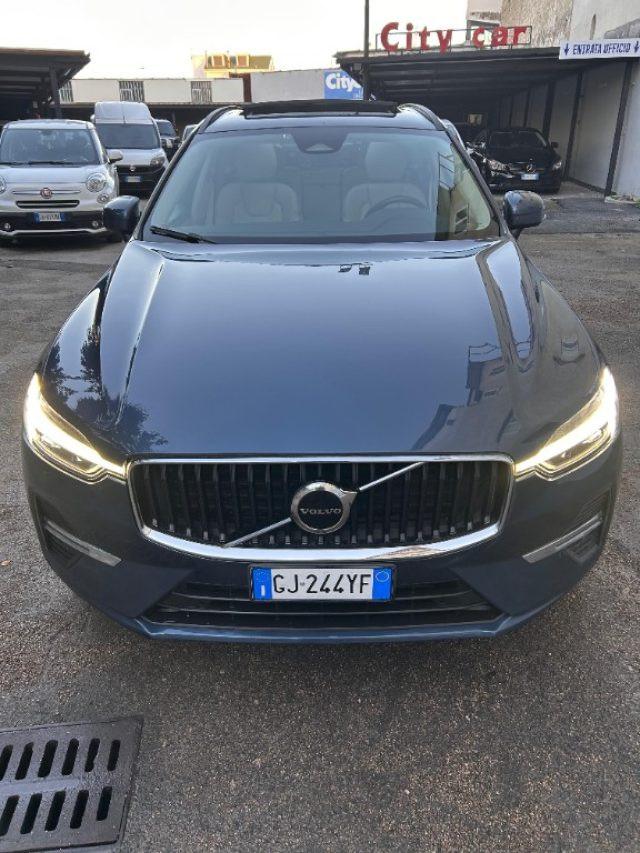 VOLVO XC60 B4 (d) automatico Plus Dark