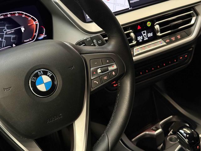 BMW 118 i 5p. Business Advantage