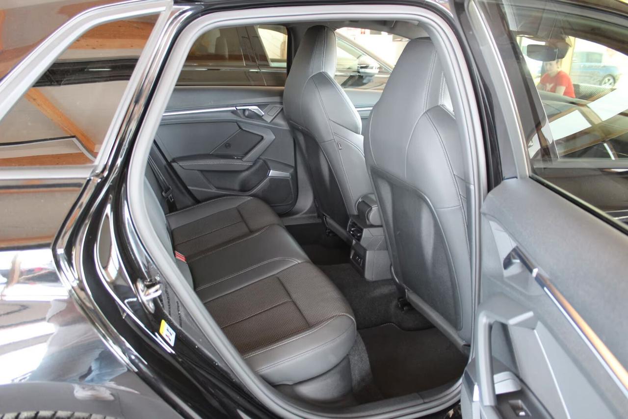 Audi A3 Sportback 35 TFSI S tronic line sport
