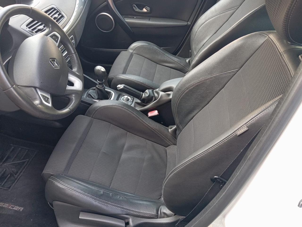 Renault Mégane 1.5 dCi 110CV EDC SporTour GT Line