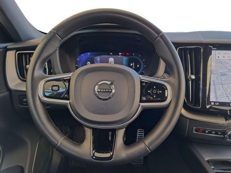 Volvo XC60 B4 197+14 CV Mild Hybrid Diesel Automatico R-Design