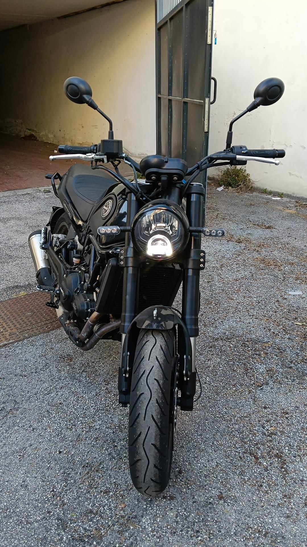 Benelli Leoncino 500