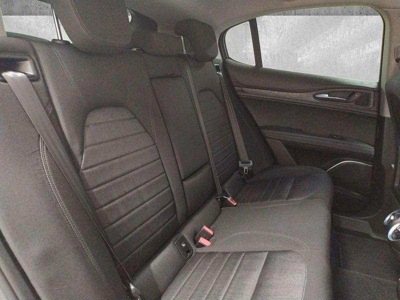Alfa Romeo Stelvio 2.2 t Executive Q4 190cv auto my19