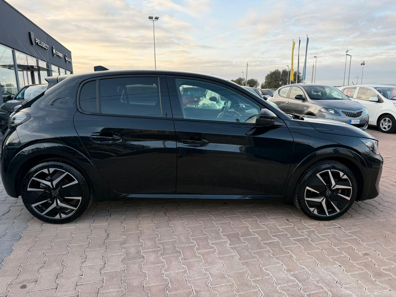 Peugeot 208 PureTech 100 Stop&Start 5 porte GT