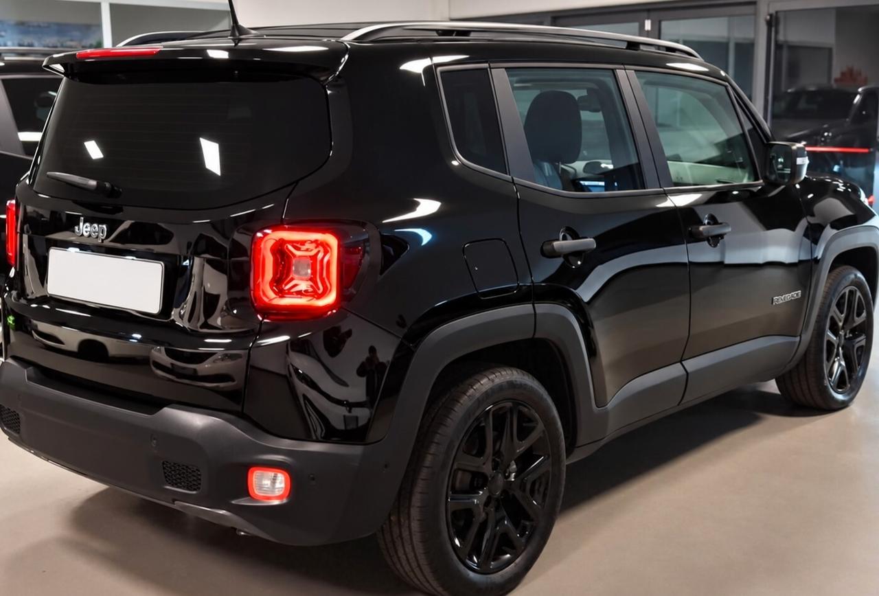 Jeep Renegade 1.5 Turbo T4 MHEV Total black full optional