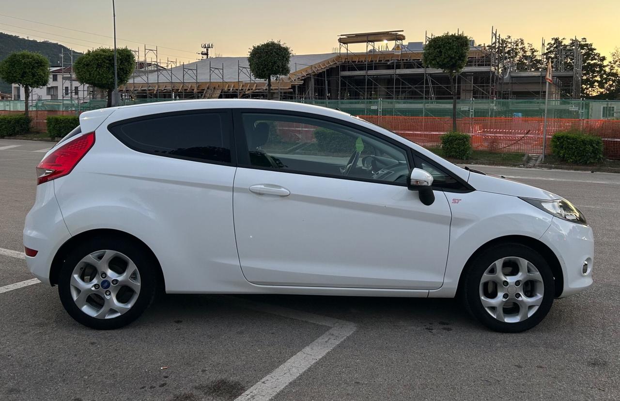 Ford Fiesta 1.2 82CV 3 porte Titanium - 11/2011