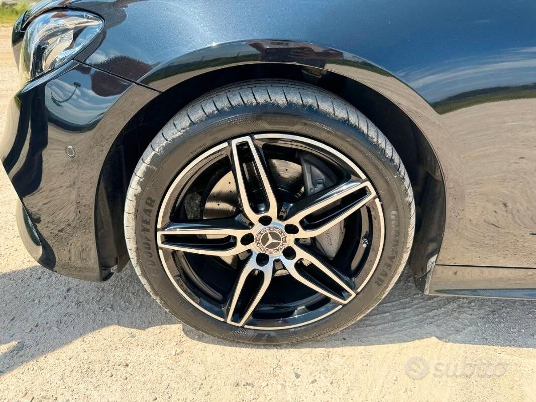 Mercedes Classe E E cabrio 220d Premium Plus 4mati