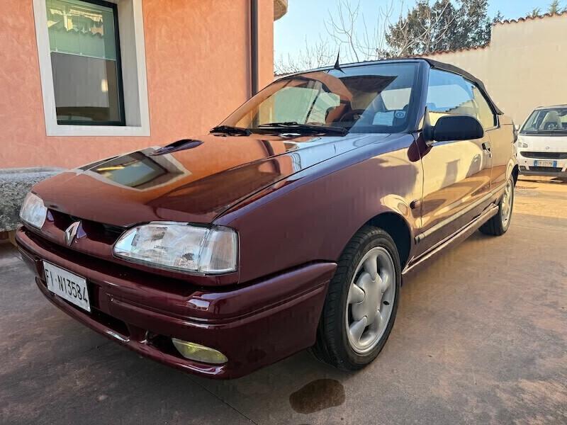 Renault R 19 1.8i 16 V 135CV Cabriolet