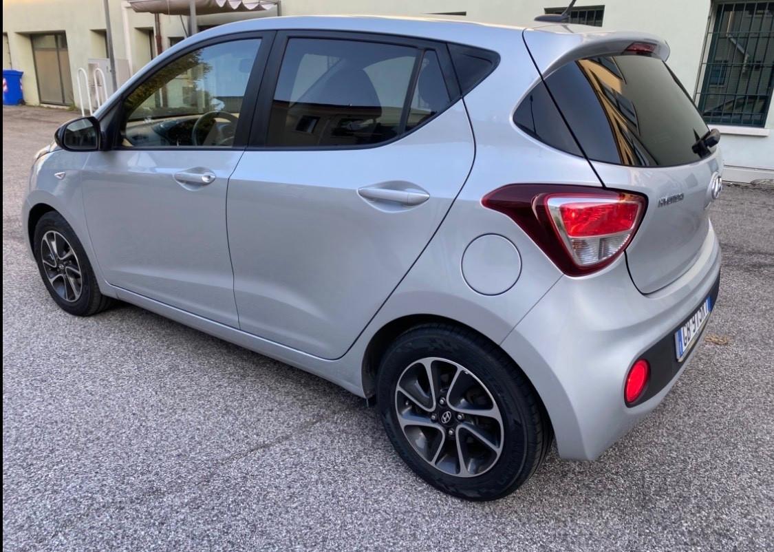 Hyundai i10 1.0 BENZ /GPL Econext Connectline