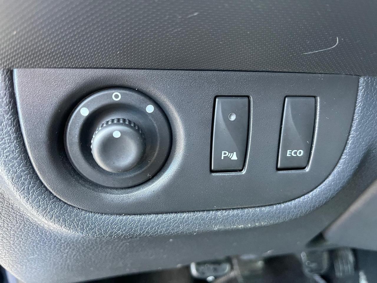 Dacia sandero stepway-0.9 tce-benz-2017