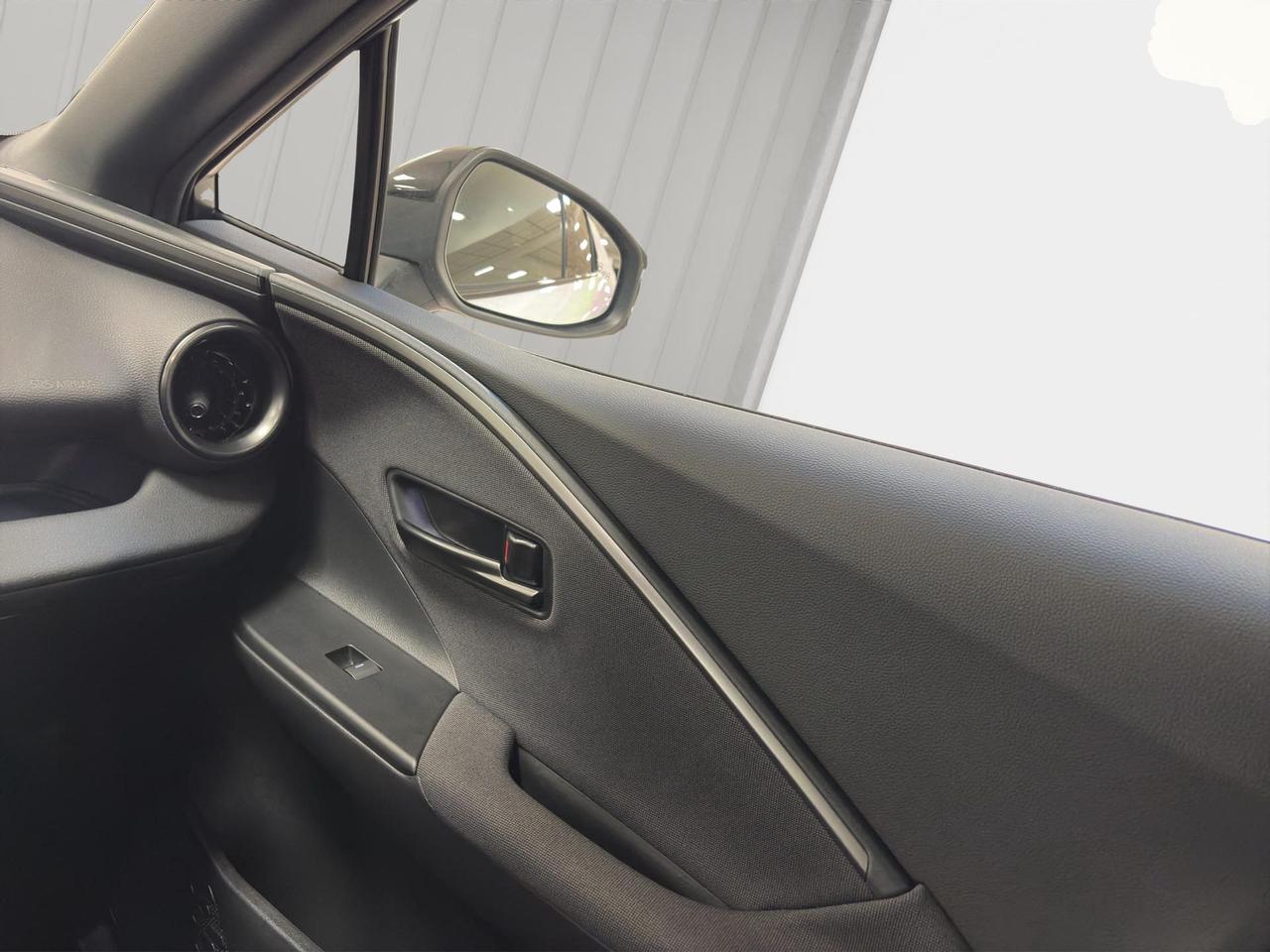 Toyota C-HR 1.8 hv Trend fwd e-cvt