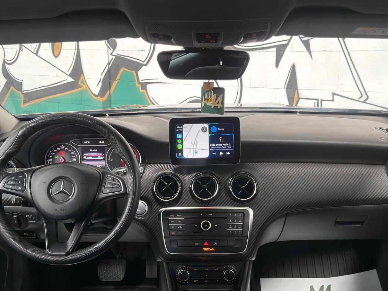 Mercedes-benz GLA 200 d Automatic Business