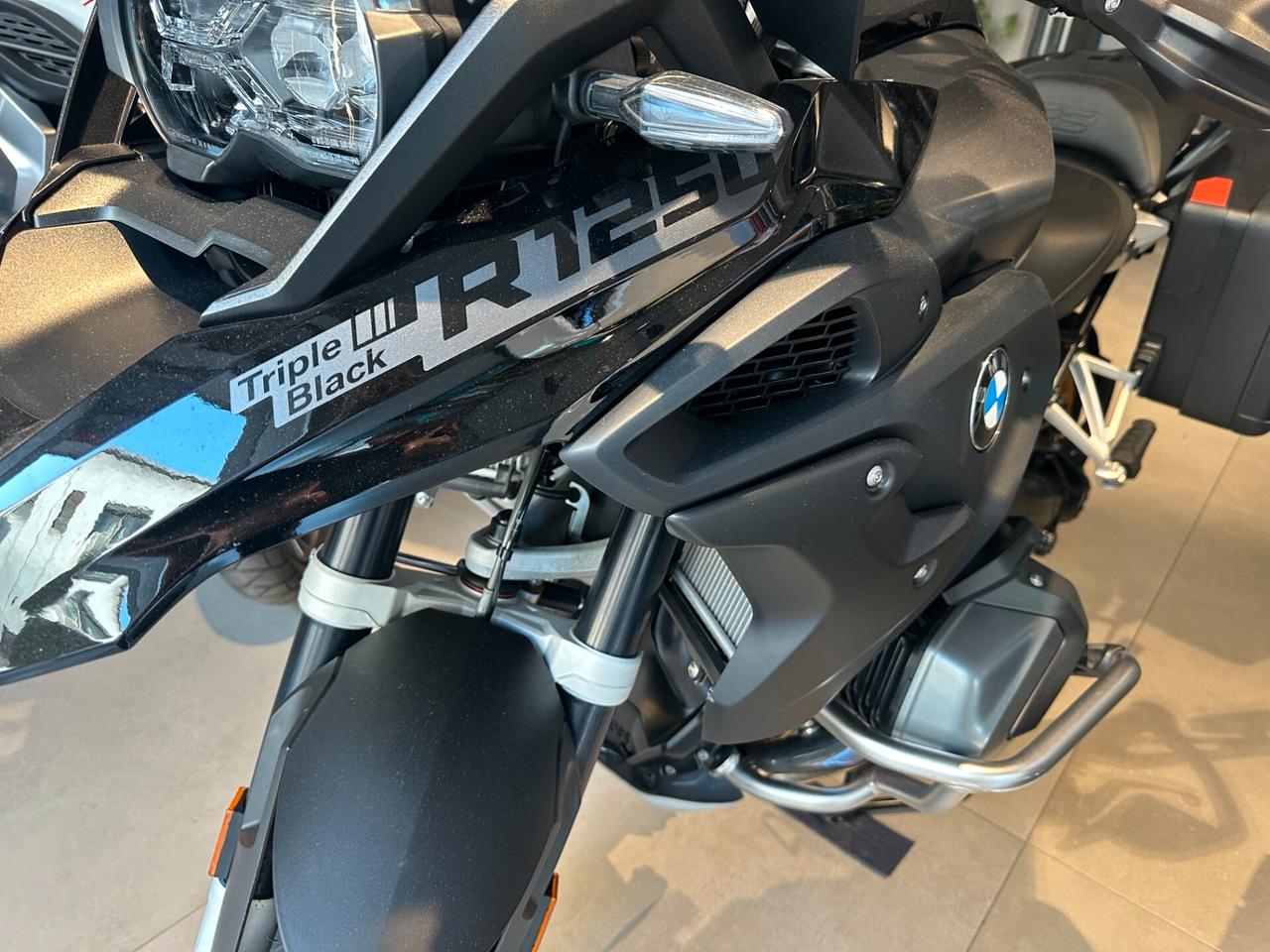 BMW R 1250 GS TRIPLE BLACK 2022