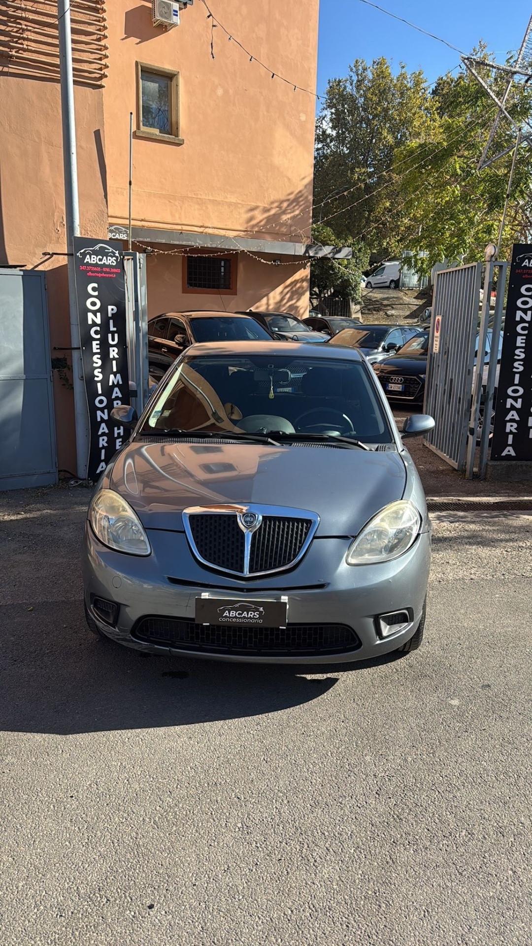 Lancia Ypsilon 1.2 Argento